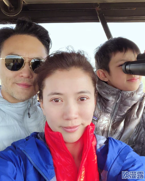 91吃瓜在!某明星被曝出与经纪人不正当关系,细节曝光引发网友热议! 91吃瓜在!某明星被曝出与经纪人不正当关系,细节曝光引发网友热议!